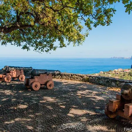 Holiday home Elegantes Haus In Santana Mit Garten Und Grill Sao Roque Do Faial
