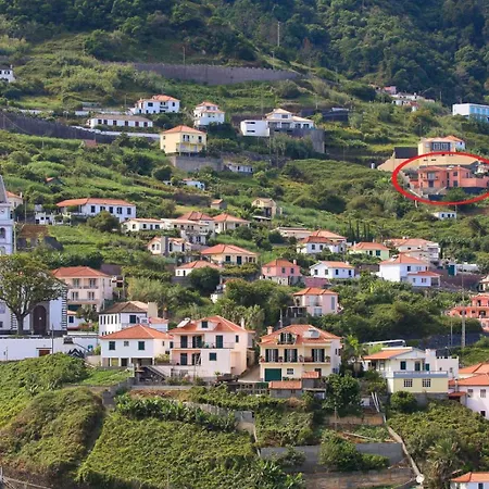 Elegantes Haus In Santana Mit Garten Und Grill Sao Roque Do Faial